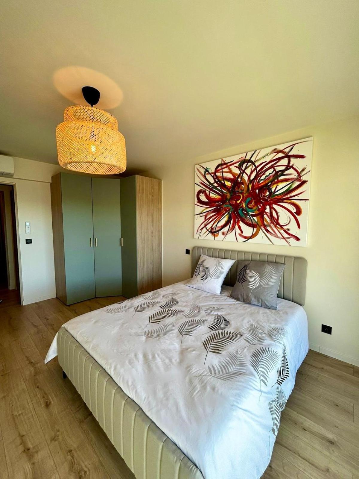 3 Renovated Sea View 2025 Appartement *