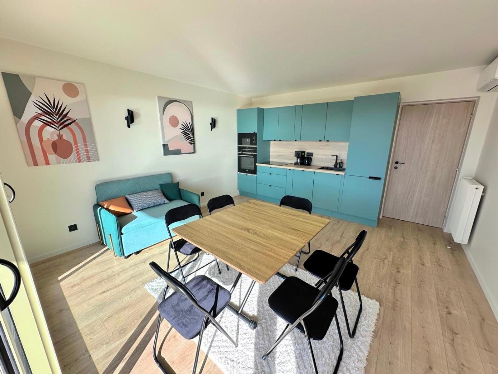3 Renovated Sea View 2025 Appartement